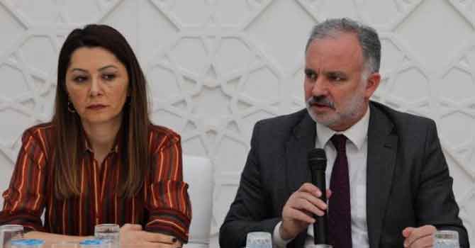 Kars Belediyesi Eşbaşkanları çalışmalarına dair bilgi paylaştı