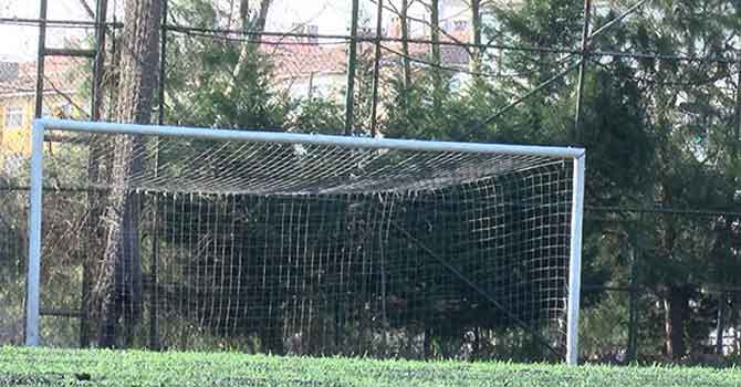 Koronavirüs nedeniyle halı sahalar da kapandı