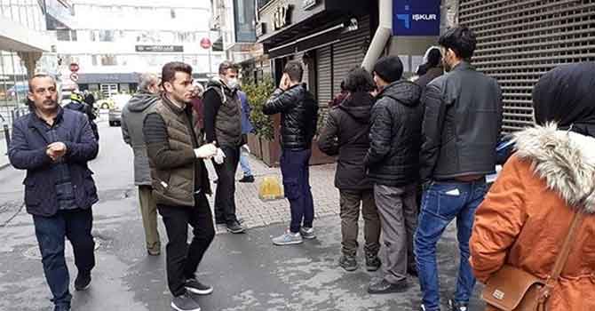 İŞKUR önünde kuyruk!