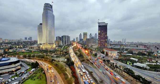 Ekonomistler: Sağlıkta ihmal ekonomiyi de vurur