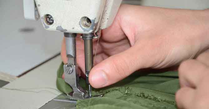 Maske ve koruyucu kıyafet üreten firma sayısı 5 kat arttı