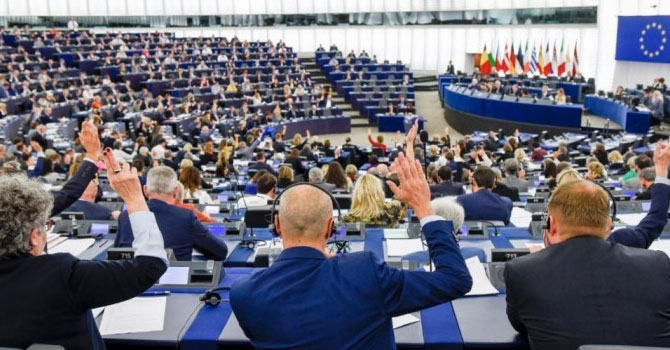 AP 3 milyar euroluk koronavirüs tedbirlerini onayladı