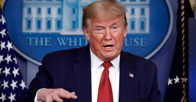 Trump, polis reformu kararnamesini imzaladı