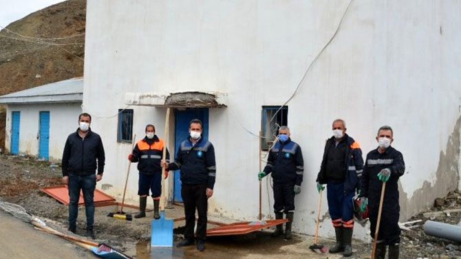 Hakkari'de içme suyu depoları yıkandı