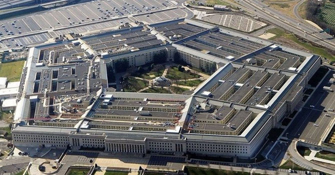 Pentagon, UFO görüntüleri yayınladı