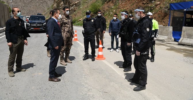 Vali Akbıyık, Hakkari'de koronavirüs vakaları var