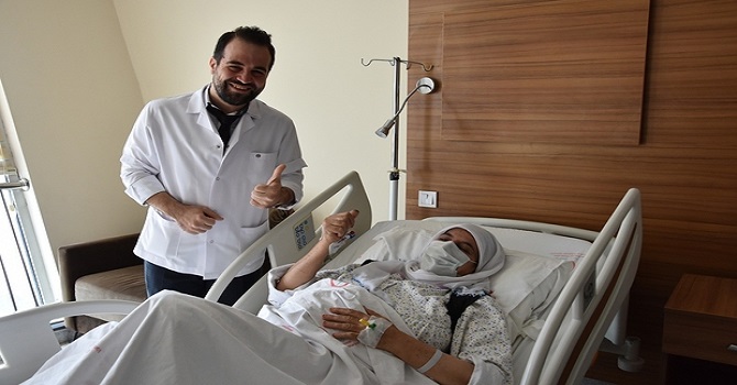 Hakkarili Kıza'ın Karnında futbol topu büyüklüğünde kitle çıktı