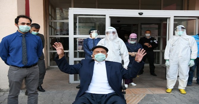 Hakkari'de kanaat önderi Adıyaman Virüsü yendi