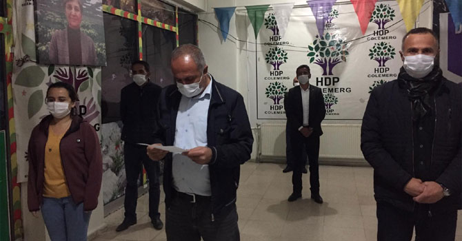 Kars Belediyesi'nin hedef alınmasına Hakkari'den tepki