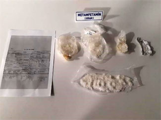 Sahte 'ölüm belgesi' ile uyuşturucu sevkiyatı yapan 2 kişiye gözaltı