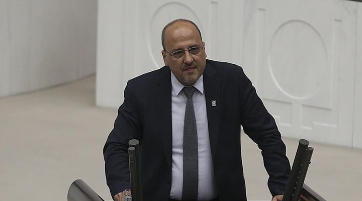 Ahmet Şık HDP'den istifa etti