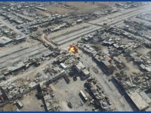 İsrail’den Halep’e hava saldırısı