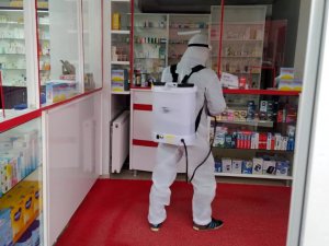 Hakkari'de eczaneler dezenfekte edildi