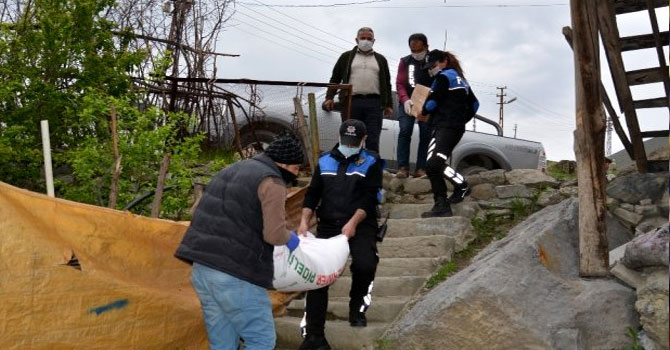 Vefa Sosyal Destek Grubu yardımlarını sürdürüyor