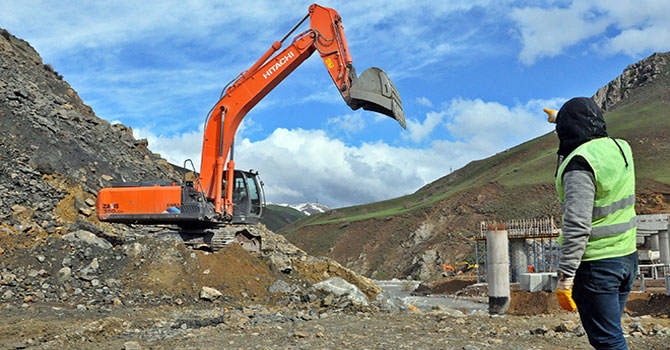 Heyalanlı yolda çalışmalar devam ediyor