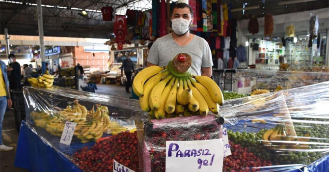 Sağlık Bakanı Koca'dan semt pazarlarında maske uyarısı