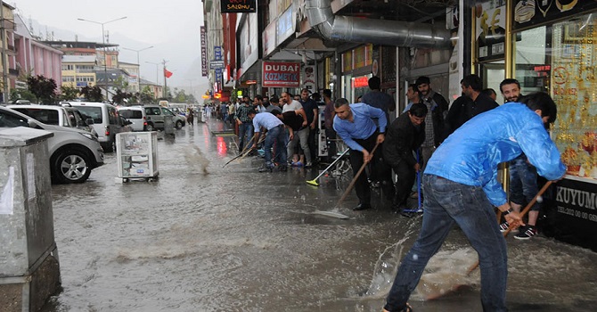 Meteoroloji'den Hakkari için sağanak yağış uyarısı