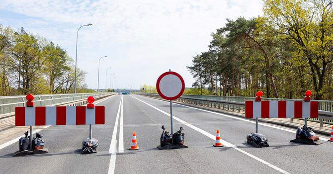 Almanya sınır kontrollerini gevşetiyor