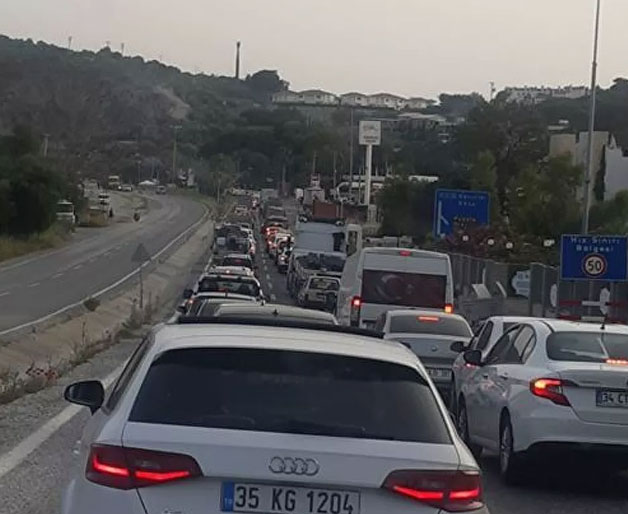 Kuşadası yazlıkçıların akınına uğradı