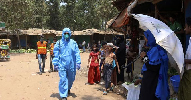 Dünyanın en büyük mülteci kampında virüs korkusu