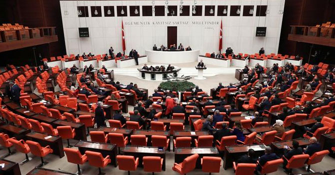 Yassıada teklifi Meclis’te oybirliği ile kabul edildi