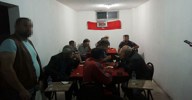 Kahvehanede okey oynarken yakalandılar, 32 bin TL ceza yediler