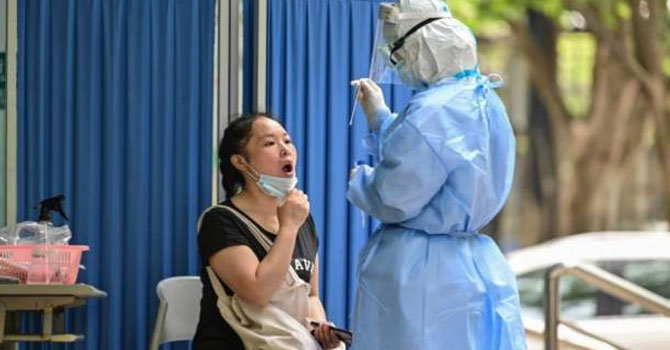 Vuhan'da bir günde 1.5 milyona yakın kişi test edildi