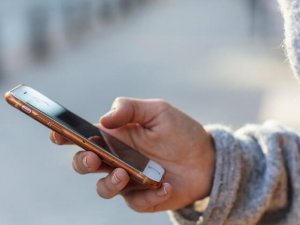 Bayramda telefon trafiği arttı, hatlar 'çekmedi
