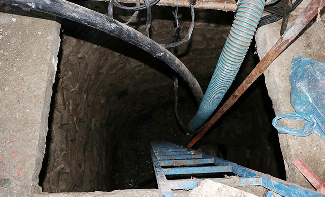 Sulamak için girdiği kuyuda can verdi