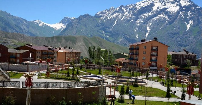 Hakkari Kent Park yeniden temizlendi