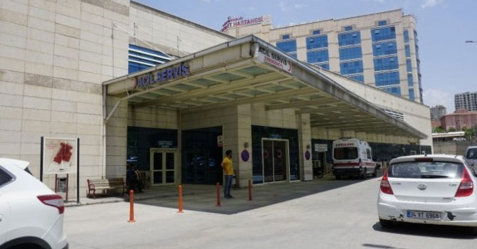 Siirt'te traktör devrildi: 5 yaralı