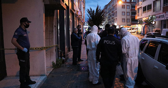 Yalnız yaşadığı evde ölü bulundu