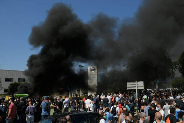 Nissan Barcelona'daki fabrikasını kapatıyor