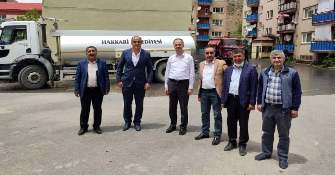 Hakkari'de Cuma namazı kılınacak alanlarda çalışma