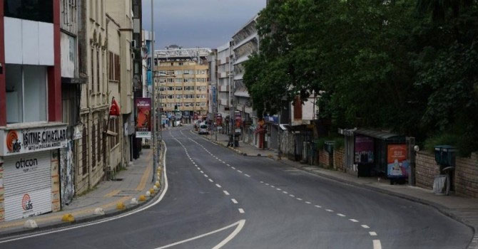 15 ilde sokağa çıkma yasağı başladı