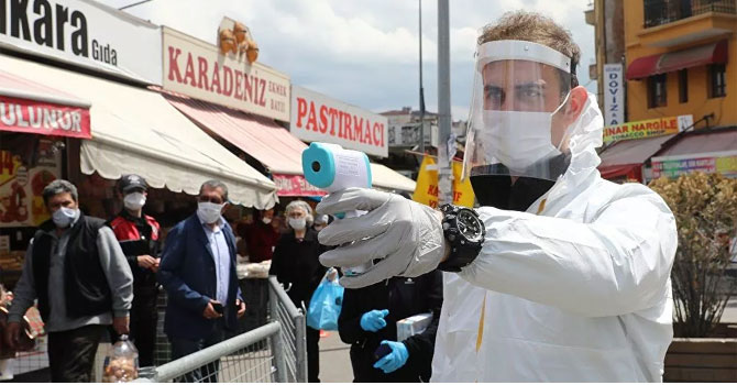 Türkiye'de son 24 saatte koronavirüsten can kaybı 26, yeni vaka sayısı 1000'in altında