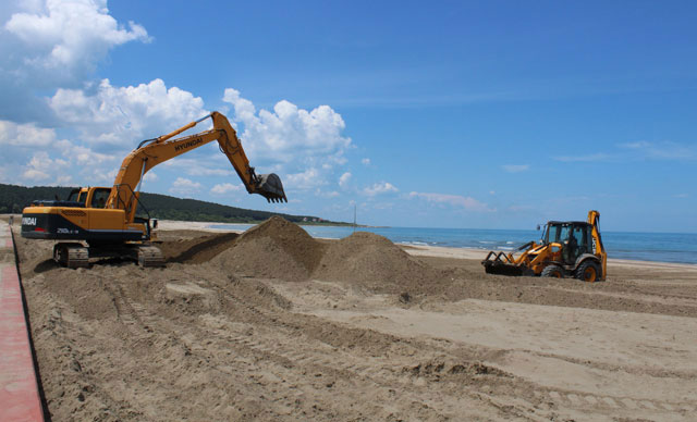 'Mavi bayrak'lı plajları, sezona hazırlanıyor