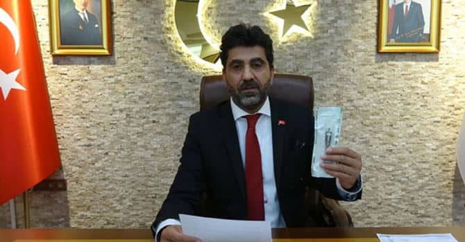 Rektör üniversitedeki vurgunu ifşa etti