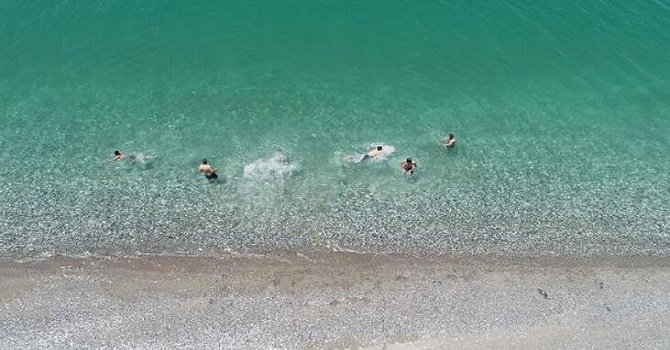 Van Gölü'ndeki mavi bayraklı halk plajı, yeni sezon için hazır
