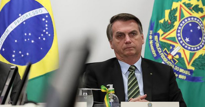 O ülkede sağlık bir generale emanet!