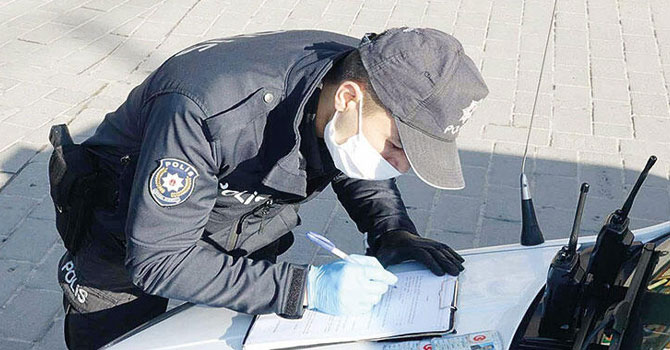 Gaziantep'te 1 günde 3227 kişiye ceza