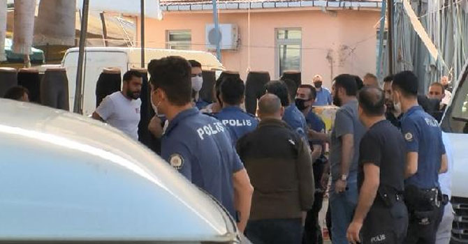 Pazarcılar birbirine girdi