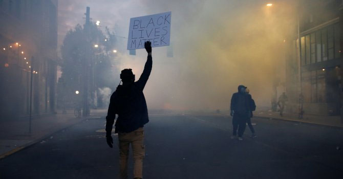 ABD'nin üçte ikisi Trump'ın tepkisini onaylamıyor