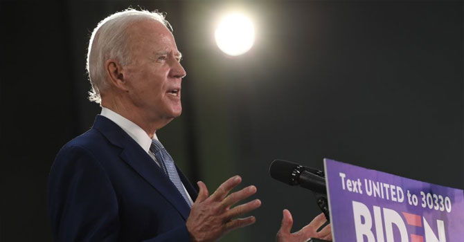 Biden: Trump koronavirüsü bilerek hafife aldı