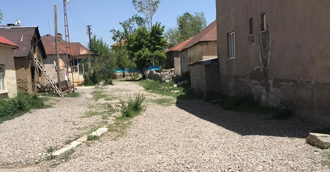 Yüksekova'da 2 sokak karantinaya alındı