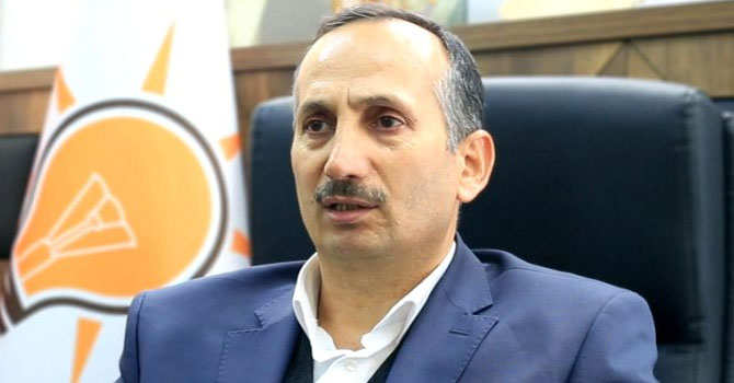 Koronavirüs tedavisi biten Şemdinli Belediye Başkanı, görevine başladı