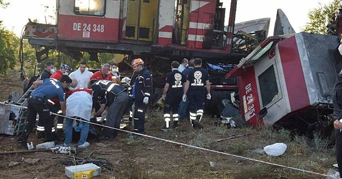 Malatya’da yük trenleri çarpıştı
