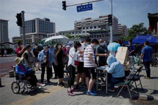 Pekin’de yetkililer, yeni koronavirüs vakalarıyla ilgili "aşırı derecede ciddi" uyarısında bulundu