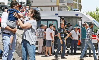 Diyarbakır'da yangında can pazarı