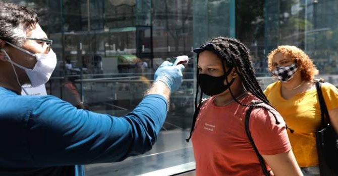 ABD'de koronavirüs ölümleri azalıyor!